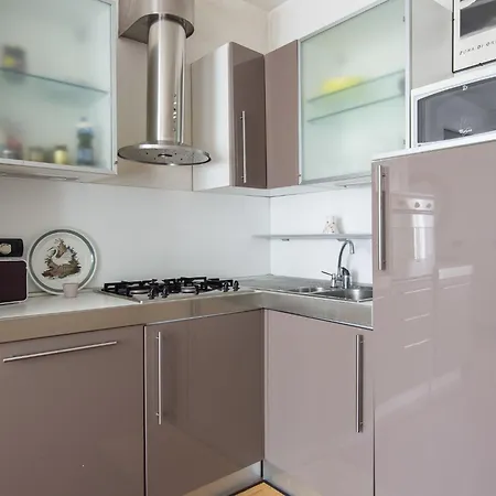 Solis Lux By Interhome